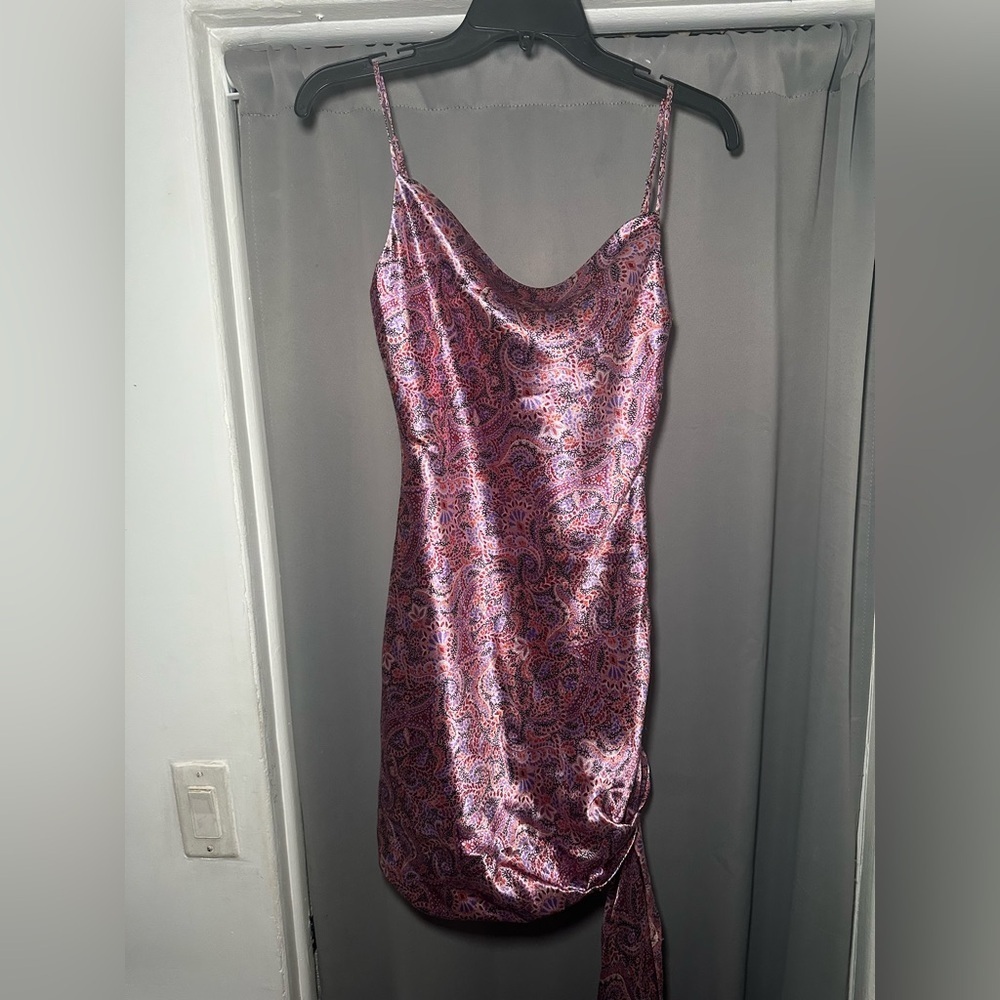 Cinq a Sept Pink Ryder Paisley Print Silk Mini Cocktail Slip Dress Size 4 - Picture 6 of 16